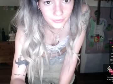 girl
        pixelatedprincess cam image #1455143