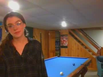 girl
        rosegold18 cam image #2253313