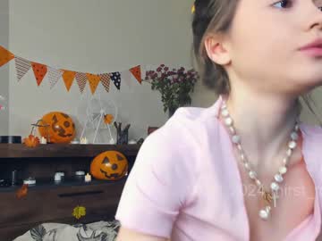 girl
        thirst_to_love cam image #3582976