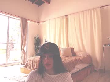 couple
        kendalltyler cam image #649772
