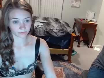 girl
        katynowhere cam image #1446191