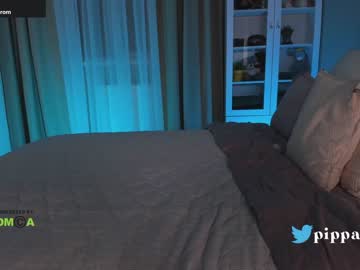 girl
        pippalee cam image #1798863
