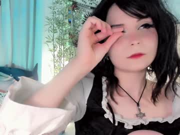 girl
        ronnie_neko cam image #2324839