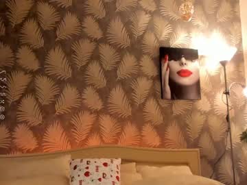 girl
        zarascarlett cam image #2305823
