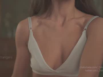 girl
        _2strangers cam image #4496362