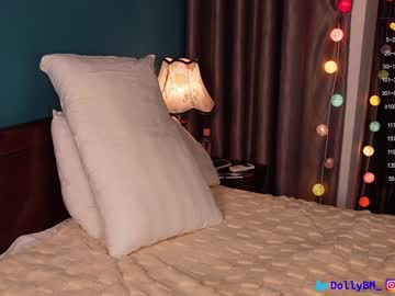 couple
        dollybm cam image #1907534