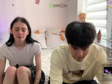 couple
        fkkmeplss cam image #1121517