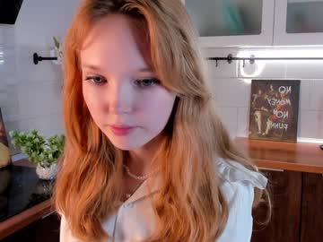 girl
        maudbayles cam image #3577329