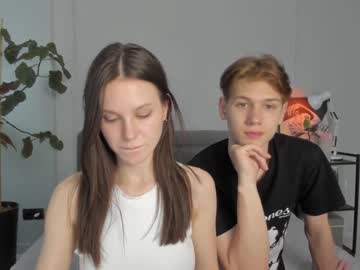 couple
        yourher0in cam image #2950528