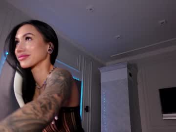 girl
        miladenver cam image #4583065
