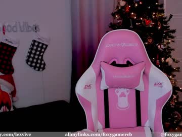 girl
        foxy_gamer cam image #269007