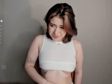 girl
        iris_winget cam image #1949088