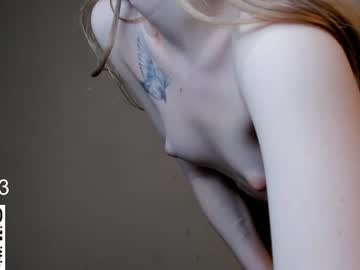 girl
        alexa_blare cam image #2768767