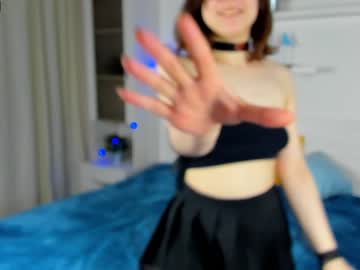 girl
        gracyanderson cam image #301611