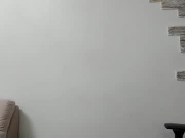 girl
        your_bunnygirl cam image #3043156