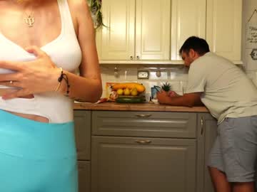 girl
        whats_her_name cam image #1282064