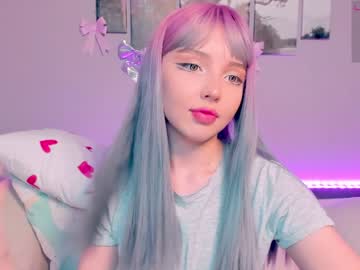 girl
        shybbdi_ cam image #240773