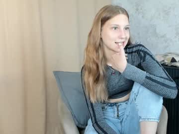 girl
        garyntrue cam image #2873075