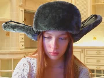 girl
        shirleywhitney cam image #2239048