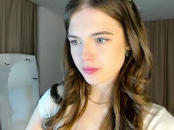 girl
        lilienblume cam image #3593153