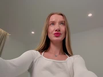 girl
        baby_boom18 cam image #3083648