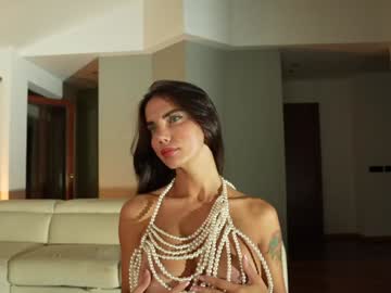 girl
        jseductiveart cam image #3235421