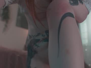 girl
        iara_mi cam image #4043765