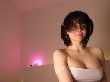 girl
        sae__ cam image #871825