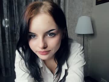 girl
        cute_caprice cam image #1038506