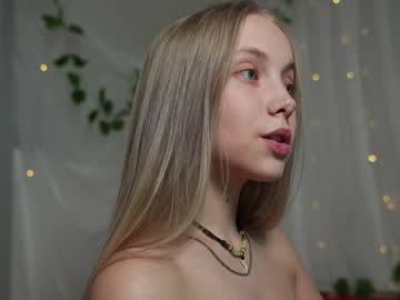 girl
        appr0ved cam image #3942629