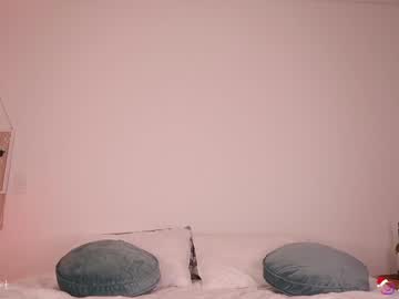 girl
        annie_dreams cam image #2082218