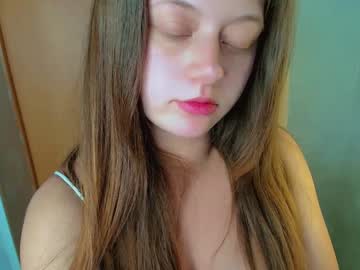 girl
        puff_witch cam image #4003383