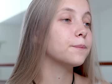 girl
        appr0ved cam image #3400608