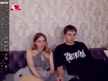 couple
        jessy_meow cam image #481875