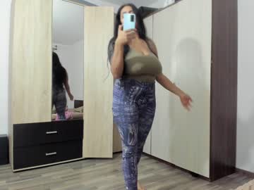 girl
        rosasweet02 cam image #1434655