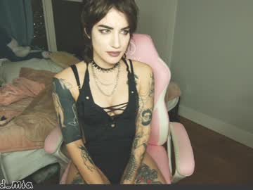 girl
        aynmarie cam image #1167996