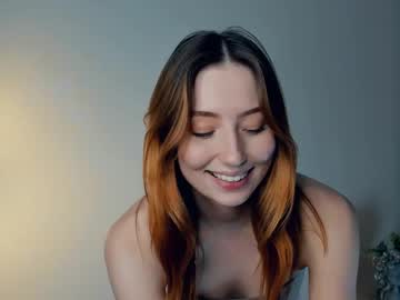 girl
        quennaedger cam image #3735649