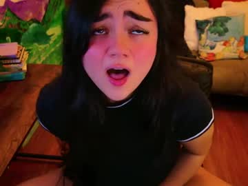 girl
        annatigarr cam image #3609412